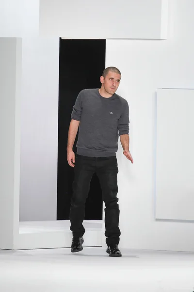 Look 44